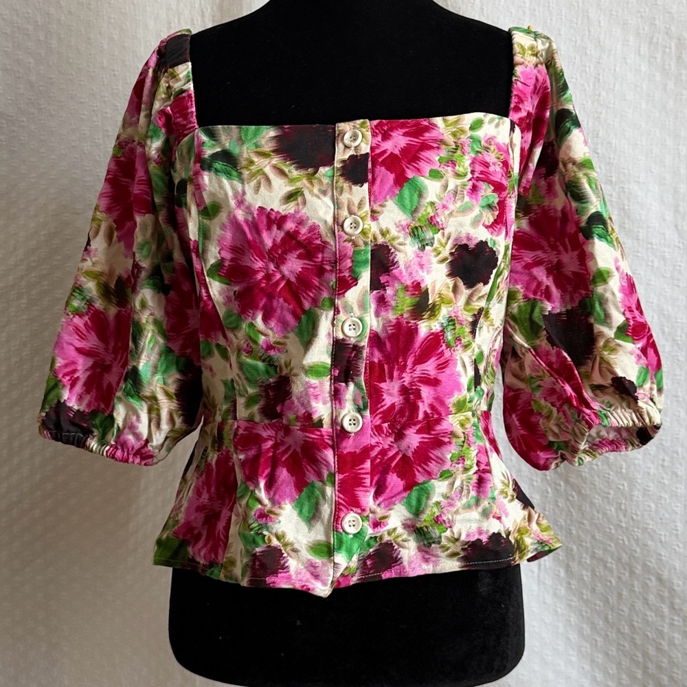 NWT BCBGMAXAZRIA Women's Fitted 3/4 Poof Sleeve Floral Front Button Peplum Top - Picture 6 of 8